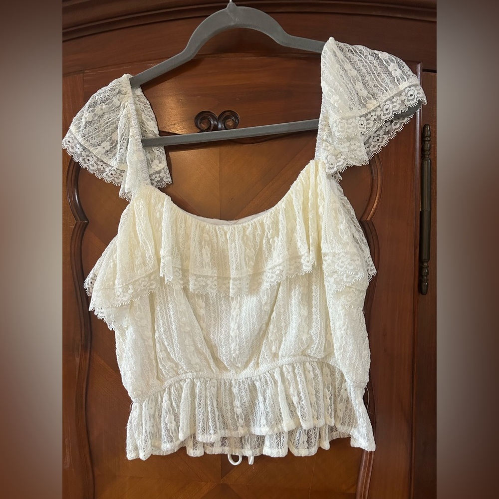 All in Favor Cream Lace Ruffled Cropped Blouse - Picture 5 of 6